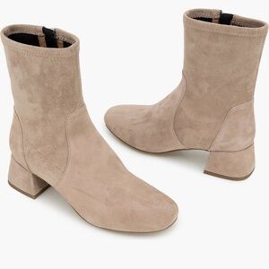 Gentle Souls by Kenneth Cole Elbert Block Heel Bootie Mushroom Suede | tan 8.5 M